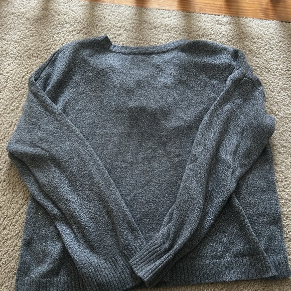 American Eagle Sweater Size S - Picture 4 of 4